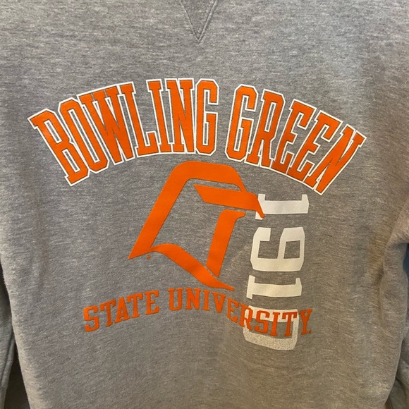 Bowling Green State University Gray Sweatshirt - Picture 2 of 4
